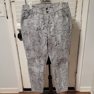White House Black Market Snakeskin Print High Rise Skinny Ankle Jeans